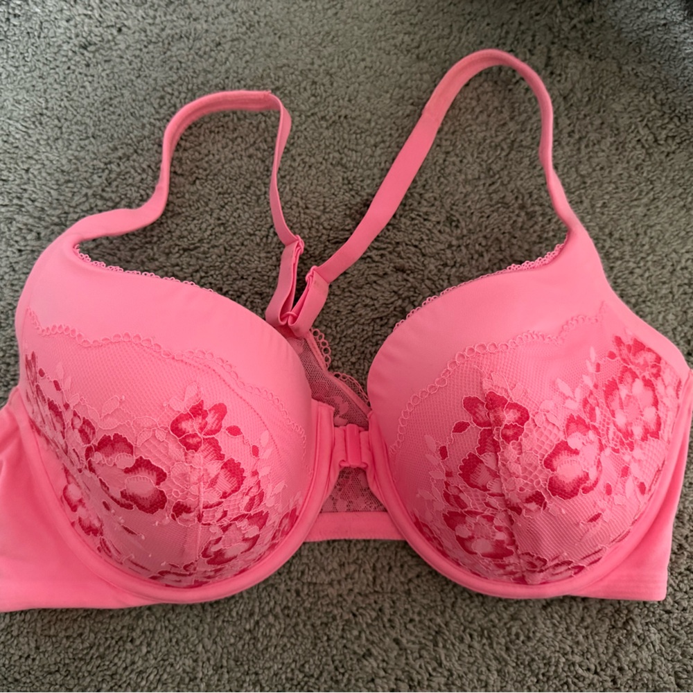 Victoria's Secret Coral Lace Bra